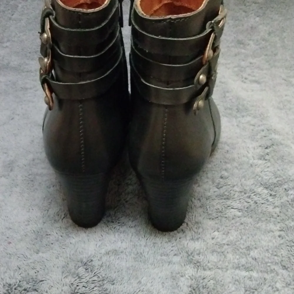 Pikolinos Beautiful black leather zip up boots, Spain size 38 (size 7.5-8)GUC